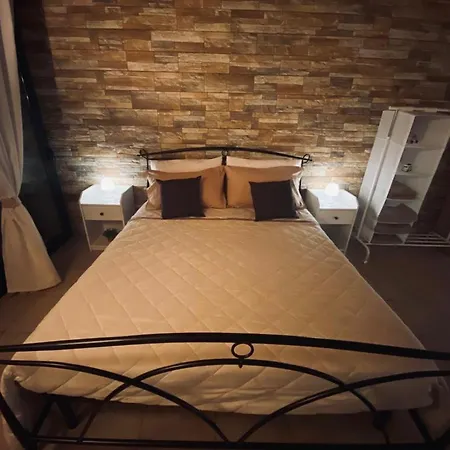 Il Sentiero Bed & Breakfast *